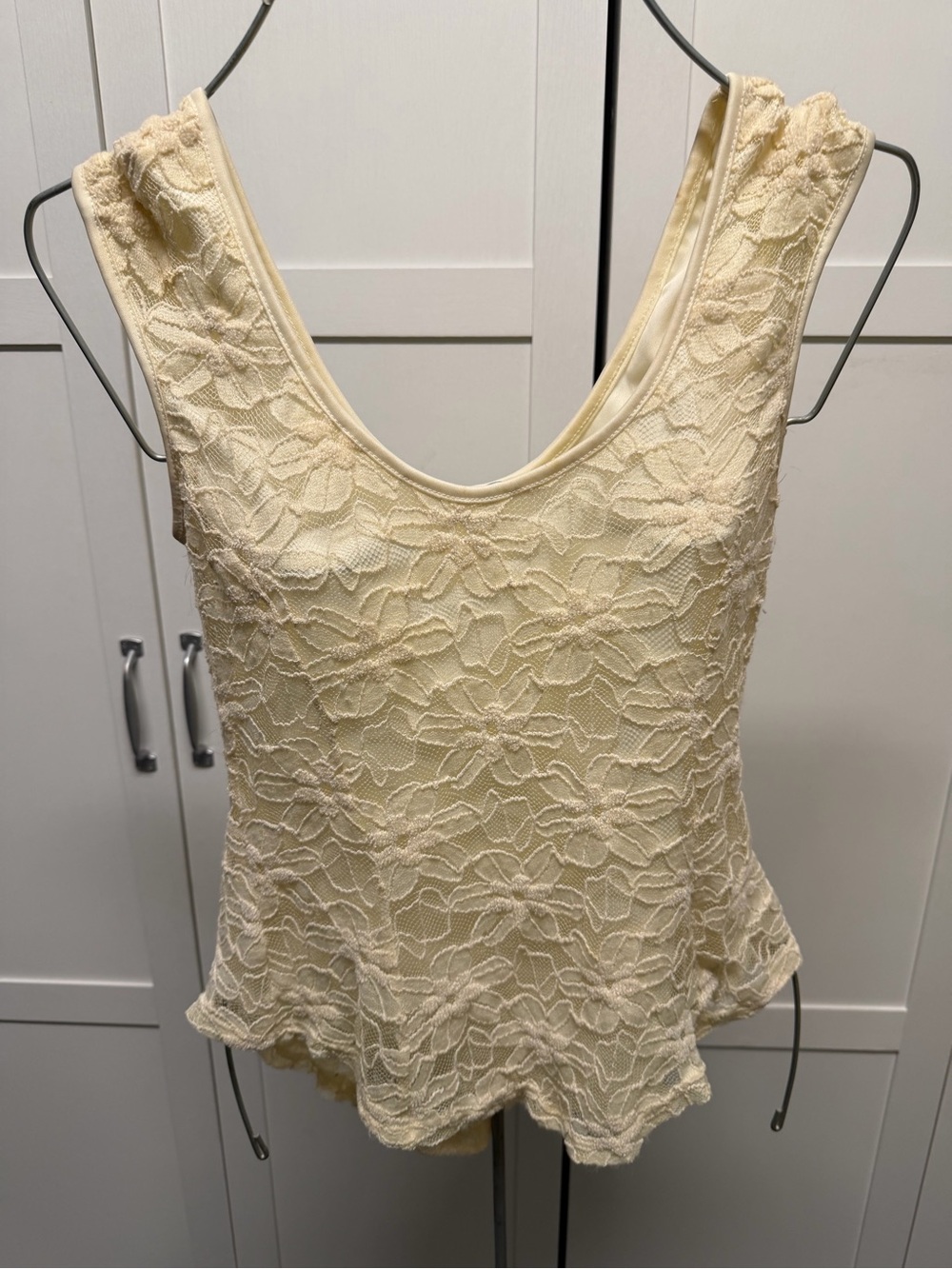 Purple Snow Lace Peplum Camisole - Cream